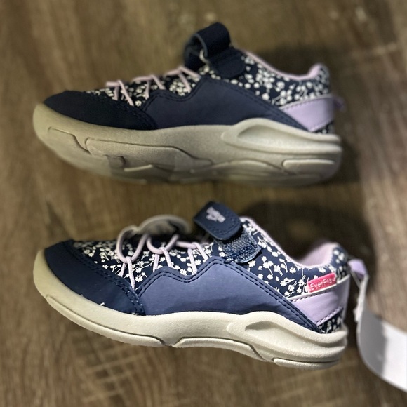 🆕 OSH KOSH B’GOSH Toddler Cycla Sneaker - Picture 5 of 10